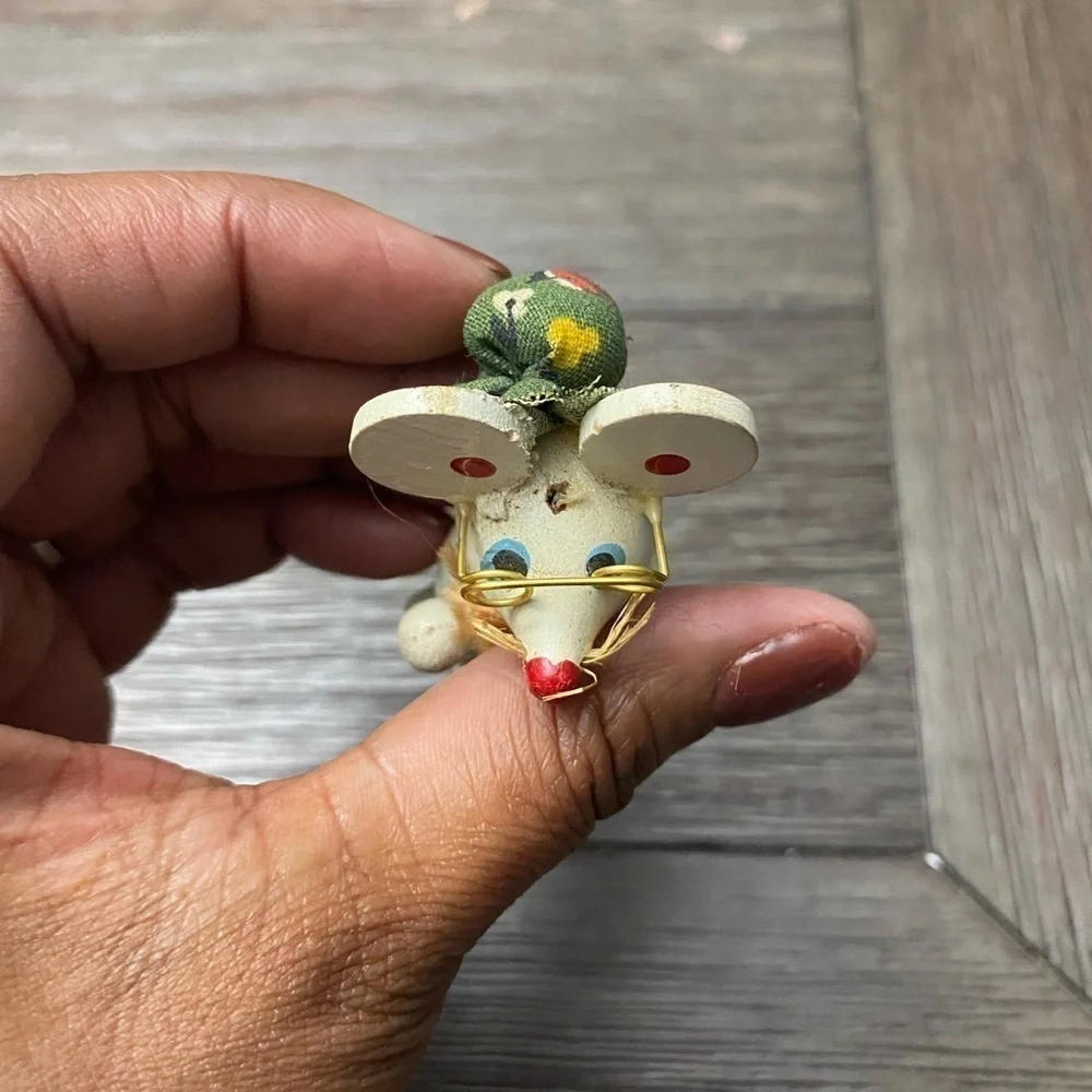 White Red Wood Mouse w Glasses & bonnet Christmas Tree Ornament
